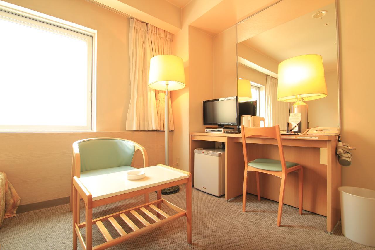 Shinsayama Daiichi Hotel Esterno foto